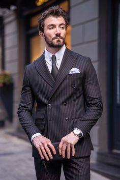 To draw attention, dress in the 2-piece Viossi Black Striped Double-Breasted Suit. Because of its classic stripes and double-breasted silhouette, it blends modern design with vintage charm. #viossifashion #menssuit #doublebreasted #classicstripes #tailoredelegance #sophisticatedstyle #formalwear #mensfashion #professionalattire #timelessclass Best Casual Shirts, Double Breasted Tuxedo, Suit Stores, Black Suit Men, Suit Styles, Slim Fit Suit Men, Slim Fit Tuxedo, Slim Fit Suits, Blazer Shirt