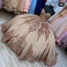 Rose Champagne Quinceanera Dresses, Rose Gold 15 Dress, Rose Gold And White Quinceanera Dresses, Rose Gold Quinceanera Dresses Mexican, Quinceanera Dresses Champagne Pink, Rose Gold Quinceanera Theme Ideas, Light Pink Quinceanera Dresses Rose Gold, Champaign Quince Dress, Food For Quinceanera