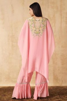 Shop for Sakshi Girri Pink Crepe Printed Kaftan And Sharara Set for Women Online at Aza Fashions Pink Kaftan, Pearl Mirror, V Neck Kaftan, Printed Kaftan, Printed Embroidery, Silver Lace, Floral Prints Pattern, Sharara Set, Lace Hem