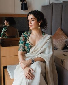 White Sari, Saree Looks, Fashionable Saree, New Saree Blouse Designs, Sanya Malhotra