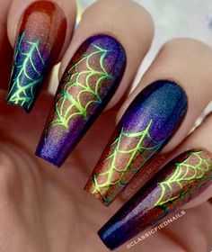 Halloween Spider Web Nail Designs, Black With Foil Nails, Scary Nails Designs, Blacklight Nails, Halloween Nails Acrylic Coffin, Glamgoth Nails, Ongles Halloween, Spider Web Nails, Web Nails