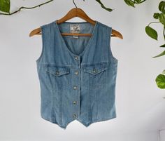 "So good for a denim-on-denim look. Looks great on its own or layered, try a black turtleneck underneath! Fits S/M Measurements: Pit-to-pit: 17.5\" Length: 20\"" Medium Wash Buttoned Vest For Fall, Medium Wash Vest With Buttons For Fall, Vintage Denim Vest For Workwear In Spring, Denim On Denim Looks, Black Watch Tartan, Cuffed Denim Shorts, Prairie Dress, Black Turtleneck, Crop Jacket