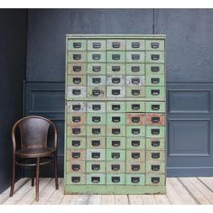 Early 20th century industrial metal drawer cabinet with great patina. Made in quality sturdy design with 60 drawers, each with a riveted black handle with label holder on the front.   Dimensions Height: 175.5 cm / 69.09 inch. Width: 111 cm / 43.7 inch. Depth: 50 cm / 19.68 inch.  Internal drawer dimensions: 10 cm / 3.93 inch high, 20 cm / 7.87 inch wide, 45 cm / 17.71 inch deep  Good condition (cleaned and sealed transparent on the outside, back painted in anthracite). The original mechanism for Industrial Metal Cabinet, Metal Drawer Cabinet, Industrial Furniture Design, Metal Cabinets, Vintage Lockers, Drawer Dimensions, Industrial Design Furniture, Vintage Industrial Furniture, Back Painting