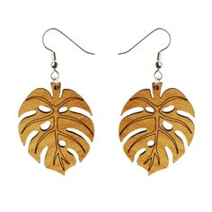 Embrace your love for nature with our stunning Wooden Monstera Leaf Earrings! These statement earrings are the perfect blend of boho charm and trendy style, making them an ideal accessory for any occasion. Crafted from lightweight alder wood, they offer a comfortable wear while adding a touch of botanical elegance to your outfit. Whether you're dressing up for a casual outing or looking for the perfect gift for a trendy teenager, these earrings make a delightful choice. Their neutral tones allow Natural Wood Drop Earrings For Pierced Ears, Natural Wood Jewelry Gift, Handmade Natural Wood Earrings, Natural Color Drop Earrings For Vacation, Nature-inspired Dangle Jewelry In Natural Color, Nature-inspired Natural Color Dangle Jewelry, Trendy Brown Jewelry With Ear Wire, Nature-inspired Summer Jewelry Gift, Summer Brown Dangle Earrings