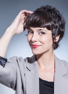 Short Hair With Heavy Bangs, Very Short Hair With Bangs, French Pixie Haircut, Pixie Cut Bangs, Hairstyles For Older Ladies, Pixie Bangs, Short Haircuts Ideas, Curly Pixie Haircuts, Short Shag Haircuts