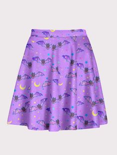 This Item is made to order. and typically takes 3-5 Business days to finish before shipment Material: Polyester 88% , Spandex 12% Silky smooth fabric Elastic Waist Band Plus Size Alt, Plus Size Alternative, Aesthetic Skirt, Pastel Goth Aesthetic, Plus Size Goth, Alt Clothing, Gothic Tops, Bat Pattern, Spooky Cute