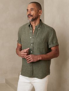 Castelleto Linen Shirt | Banana Republic Mens Wedding Guest Outfit, Wedding Guest Outfit Men, Beach Wedding Guest Attire, Mens Beach Wedding Attire, Wedding Guest Men, Linen Shirt Outfit, Summer Wedding Attire, Casual Wedding Attire, Beach Wedding Attire