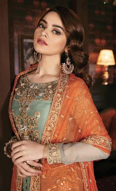 Dp Simple, Embroidery Diamond, Casual Bridal Dress, Embroidery Dupatta, Kurti Suit, Minal Khan, Bottom Heavy, Fancy Suit, Designer Punjabi Suits