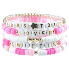 Assorted clay beaded bracelet stack with different Eras Tour phrases! Eras Tour Bracelets, Bracelet Taylor Swift, Fan Jewelry, Lovers Bracelet, Polymer Clay Bracelet, Clay Bracelet, Party Kleidung, Letter Bracelet, Taylor Swift Concert