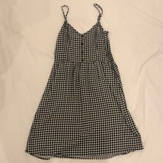 Never Worn, Lightweight, Perfect For Summer, Adjustable Straps, Fits Size Small Casual White Plaid Dress For Day Out, Casual Black Sleeveless Plaid Dress, Casual Black Mini Dress For Picnic, H&m Casual Beach Sundress, H&m Casual Sundress For Summer, H&m Casual Spring Sundress, H&m Casual Summer Sundress, Casual H&m Beach Sundress, Casual Gingham Sundress For Brunch