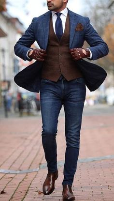 7 Menswear Fashion Myths That Are Completely Wrong. Should a guy combine black and brown, his belt with his shoes, or the color of his socks with his suit? Is it wrong for a guy to wear floral motifs in his clothing and mix different patterns? Men Suits Modern, Men Suits Prom, Suits Prom, Stylish Men Casual