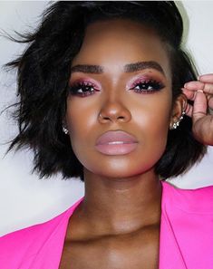 Pink Makeup Looks, Mekap Mata, Short Sassy Hair, Smink Inspiration, Sassy Hair, Hair Affair, Hairstyles For Black Women, Hair Crush