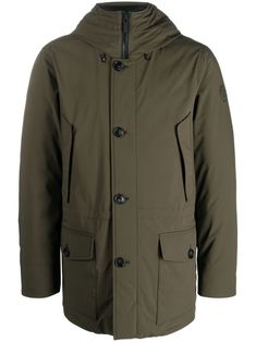 dark green duck down classic hood high neck front zip fastening front button fastening long sleeves two side zip-fastening pockets two front flap pockets straight hem Woolrich Parka, Arctic Parka, Outdoor Clothing Brands, Mens Button Up, Down Parka, Short Coat, Duck Down, Workout Jacket, Mens Outerwear