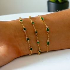 14k Gold Emerald Bracelet | Dainty Green Gemstone Bracelet | Classy Gold Chain Bracelet | Green Heart Bracelet  ⚫️ BLACK FRIDAY SALE - 50% OFF! ⚫️ ✨LIMITED STOCK REMAINING✨ We pride ourselves on unique and personal designs that not only look elegant but also tell a story. Our jewellery is designed to last a lifetime just like the memories they create ♡ Introducing our Gold Emerald Bracelet: ♡ C O L O U R: Gold/Emerald ♡ M A T E R I A L: Plated gold ♡ S I Z E: Adjustable to most wrist sizes 📦 S Gold Emerald Bracelet, Gold And Green Bracelet, Formal Jewelry Gold, Light Green Jewelry, Emerald Bracelet Gold, Classy Bracelets, Green Gold Jewelry, Emerald Green Jewelry, Green Gemstone Bracelet