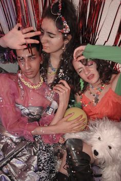 Queer Dinner Party, 80s Queer Aesthetic, Queer Club Aesthetic, Queer Friends Aesthetic, Maximalist Party Outfit, Queer Friend Group, Gay Club Aesthetic