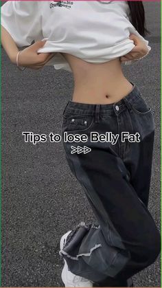 Best tips and tricks for  losing belly fat Flat Belly Fast, Small Waist Workout, Modele Fitness, Workout Routines For Beginners, Quick Workout Routine, Trening Fitness, Trening Abs, Waist Workout