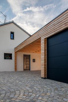 Garážovstánbyl zlathřeb našeho domu jako celkuBez něj by byl ndům takovobyčejnA co se týkfunkčnostisuchou nohou přejdu z domu do garáže... Carport Designs Modern, House Extension Plans, House Extension Design, Garage Design, Architect House, House Extensions, House Architecture Design