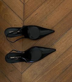 Heels Aesthetic, Fancy Shoes, Girly Shoes, Elegant Shoes, Saint Laurent Paris