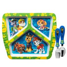 the paw patrol dinnerware set includes fork and knife