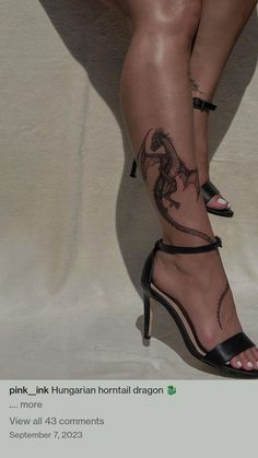 Female Leg Tattoo Ideas, Tattoo Bein Frau, Leg Tattoo Ideas, Lower Leg Tattoos, Bookish Tattoos, Ankle Tattoos For Women, Dragon Tattoo For Women, Hip Tattoos Women, Leg Tattoos Women