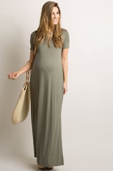 This style was created to be worn before, during, and after pregnancy. Modest Pregnancy Outfits, Modest Maternity Clothes, Maternity Style Summer, Cookout Outfit, Baby Bump Progression, Modest Maternity, Baby Couch, Basic Maxi Dress, Trendy Maternity Outfits