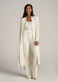 About Our Extra-Long Women’s Robe This waffle lounge robe for tall women is made for cozy nights in and lazy weekend mornings. When it comes to relaxation, you need options that are as soft and comfy as they are long enough – which is why we design all of our loungewear for tall women between 5’9” and 6’6”. This extra-long women’s robe has been designed for your height, with a length that will end below the knee and sleeves with ribbed cuffs that will go all the way past your wrists. Loungewear Loungewear Black Women, Women’s Loungewear, Homewear Outfit Comfy Clothes, Classy Loungewear Outfit, Fancy Loungewear, Chic Loungewear Outfits, Mom Pajamas, Comfy Home Outfits, Cute Lounge Wear