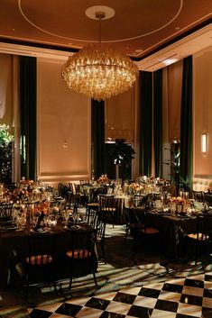 The autumnal vibes were in full effect at this Boston wedding. See all the glamorous photos from the night on PartySlate. Marble Dance Floor, Classy Fall Wedding, Elegant And Timeless Wedding, Wedding Reception Design, Dance Floor Wedding, Napa Wedding, Wedding Event Design