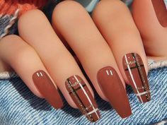 🍂 Cozy up your nails with our Fall Sweater Press-On Nails in burnt orange plaid! This warm, inviting style captures the essence of autumn days, perfect for cozy vibes all season long. You will receive a full set of 10 nails in your size along with a complimentary gift of a nail file, cuticle stick, alcohol wipes, and nail glue. If you prefer tape tabs instead of glue, just let us know. I am more than happy to personalize your order, so please reach out to me to discuss your preferences.  When i Plain Thanksgiving Nails, Neutral Holiday Nail Designs, Holiday Nails Fall, Thanksgiving Colors For Nails, Plaid Accent Nails, Nails Fall Season, Rustic Orange Nails, Simple Fall Dip Nails, Coffin Thanksgiving Nails