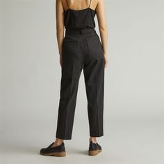 Loosely Fitted Tapered Leg Bottoms For Daywear, Classic Cropped Leg Dress Pants For Work, Classic Cropped Dress Pants For Workwear, Daywear Trousers With Welt Pockets, Trousers With Welt Pockets For Daywear, Modern Cropped Leg Pants For Everyday, Classic Cropped Leg Dress Pants For Office, Modern Cropped Pants For Everyday, Tapered Cropped Work Pants