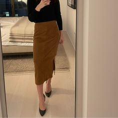 Absolutely Gorgeous Piece! So Many Places To Wear This Skirt. Suede Midi Skirt, Women Skirts Midi, Midi Skirt, Womens Skirt, Genuine Leather, Size 10, Skirt, Leather, Women Shopping