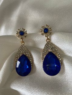 Elegant Gemstone Drop Earrings Formal Jewel Drop Earrings, Elegant Teardrop Stone Earrings, Elegant Blue Earrings With Stones, Elegant Blue Stone Earrings, Formal Stone Drop Earrings, Party Gemstone Drop Earrings, Formal Drop Earrings With Stones, Gemstone Drop Earrings For Party, Formal Teardrop Jeweled Earrings