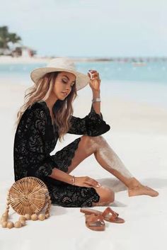 Color: Black, Size: M Lace Beach Dress, Beach Cover Up Dress, Beach Coverup Dress, Suit Swimsuit, Womens Dress Suits, Beach Dresses Summer, White Tunic, Estilo Chic, White Swimsuit