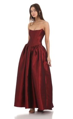 Strapless Corset Gown in Deep Red | LUCY IN THE SKY Deep Red Bridesmaid Dresses, Red Corset Dress, Deep Red Dress, Wine Colored Dresses, Wine Red Dress, Dark Red Dresses, Corset Gown, Lucy In The Sky, Corset Dress Prom