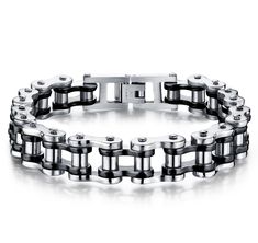 This Punk Rock Biker Bracelet is a bold statement piece that guarantees to catch attention Made from premium quality 316L stainless steel, this durable and minimalist bracelet is designed to last. Drawing inspiration from motorcycle chains, this unisex bracelet boasts chunky, interlocking steel links with a polished finish. Its punk rock style is ideal for bikers, rockers, or anyone with a rebellious spirit. Show off your wild side while exuding a stylish and sophisticated look. Bracelet size: 1 Motorcycle Chain Bracelet, Bike Chain Bracelet, Biker Bracelet, Biker Chain, Stainless Steel Bracelet Men, Steel Bike, Motorcycle Chain, Biker Jewelry, Bicycle Chain