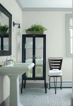 Walls: Gray Cashmere 2138-60, Trim: Beach Glass 1564, Chair & Cabinet: Black HC-190 #popularcolors #benjaminmoore #popularpaintcolors #bathroom #bathroompaint #bathroomcolors #calmingcolors