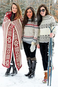 Classy Girls Wear Pearls, Black Rain Boots, Fair Isles, Look Retro, Classy Girl, Skiing Outfit, Skis, Winter Sweaters, Girls Wear