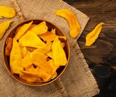 dried mango benefits Tropical Snacks, Biscuits Packaging, Dried Fruit Mix, Guilt Free Snacks, Mango Fruit