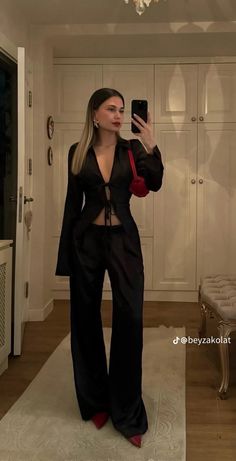 Classic Pants Outfit, Night Out Outfit Ideas, Maquillage On Fleek, Chique Outfit, Smink Inspiration, Makijaż Smokey Eye, Formal Style