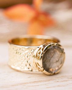 Incorporate labradorite into your stack for some strength and magic ✨ Psychic Powers, Labradorite Ring, Pinky Ring, Metal Bands, Gold Plated Jewelry, Base Metal, Jewelry Plate, Labradorite, Natural Gemstones