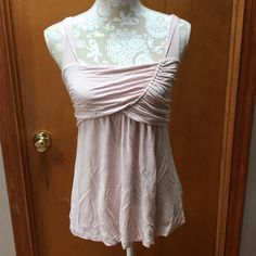 Super Soft And Comfy With Really Interesting Details. Twist Straps And Ruched/Pleated Bodice Really Set This Apart From The Crowd. It’s Nwt From Gap. Size Medium. Soft Pink Colored. Preppy Chic Outfits, Poshmark Clothes, Winter Wishlist, Accessory Inspo, Fashion Bible, Preppy Chic, Pleated Bodice, Virtual Closet, Outfit Inspo Fall