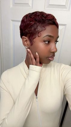 Relaxed Short Hairstyles For Black Women, Red Pixie Haircut, Shaved Hairstyles, Short Hair Images