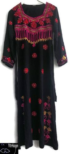 Dress embroidered black belted boho  Bust 52 cm x2 Waist  46cm x2 lenght from shoulder to hem 134cm dress m Made in India Black Festive Dress For Fall, Traditional Black Spring Dresses, Black Dress For Fall Festival, Black Folk Embroidered Summer Dress, Traditional Black Summer Dress, Black Long Sleeve Dress For Festival, Traditional Black Tunic Dress, Bohemian Black Dress With Floral Embroidery, Black Bohemian Dress With Floral Embroidery