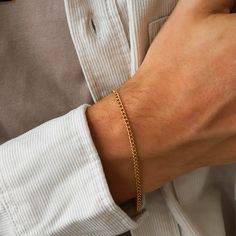 "Gold chain bracelet for men - this bracelet features a curb chain made in gold filled materials and is the best men's jewelry for everyday wear. Great gift for yourself, a boyfriend, a husband, a father and really anyone! Purchase with the Curb Chain Necklace for Men: https://www.etsy.com/listing/1121898259 D E T A I L S * Gold filled chain bracelet * Lobstar clasp * Nickel-free L E N G T H * 7\" (17.7 cm) * 7.5\" (19.0 cm) * 8\" (20.3 cm) SHOP POLICIES Please refer to our shop policy section f Timeless Bracelet, Gold Arm Band, Gold Bracelet Simple, Mens Chain Bracelet, Gold Chain Bracelet, Gold Coin Necklace, Coin Bracelet, Mens Gold Bracelets, Gold Chains For Men