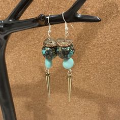 Glamourous turquoise and gold marble dangle earrings. Perfect as a gift or new accessory. Earring wires are silver plated. Gold Marble, Etsy Earrings Dangle, Silver Plate, Marble, Jewelry Earrings Dangle, Dangle Drop Earrings, Dangle Earrings, Jewelry Earrings, Turquoise