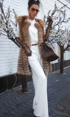 Olesya Malinskaya, White Faux Fur, White Pants, Trendy Dresses, Winter Dresses, Passion For Fashion, Autumn Winter Fashion, High Fashion