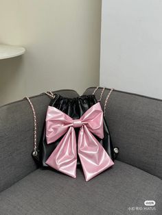 Black Backpack With Dust Bag For School, School Backpack Shoulder Bag, Black Pouch Backpack For School, Backpack Shoulder Bag For School, Pink Bowtie, Y2k Nostalgia, Stylish School Bags, Sac Diy, Pink Bow Tie