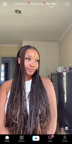 Sade Adu Hairstyle Braids, Dollar Tripper Outfit, French Curls Fulani Braids, French Curls Cornrows, Knotless Braids Ideas With Color, Fulani Braids With French Curls, Two Step Braids, Hairstyles For Summer Black Women, Fulani French Curl Braids