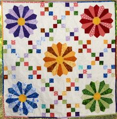 Plates in the Nine Patch Downloadable Pattern by Kay Buffington Dresden Plate Quilt Patterns, 9 Patch Quilt Pattern, Wedge Quilts, Dresden Plate Patterns, Dresden Plate Quilts, Sheet Quilt, Dresden Quilt, Dresden Plate Quilt, 9 Patch Quilt