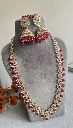 Plz let us know within 24hrs of receiving item if there is any issue with it and post within 7days of delivery. This listing comprises of a Beautiful Rani Haar Jewellery Set! Necklace Drop -13 inches approx. jhumka drop -6.5 cm approx. The pic shown is of the real product and you will receive exactly what Is shown in the pic. So plz buy with confidence 😊 Many thanks for visiting my shop snd hope you could find the perfect set to suit the occasion x Any Questions? Plz Ask? Diwali Jewelry Sets With Latkans, Eid Celebration Jewelry Sets With Latkans, Red Jewelry With Latkans For Eid, Red Kundan Necklace With Latkans For Party, Diwali Round Jewelry Sets With Latkans, Bridal Necklace With Latkans For Celebration, Diwali Celebration Jewelry Sets With Latkans, Diwali Party Jewelry Sets With Latkans, Bollywood Jewelry Sets With Latkans For Celebration