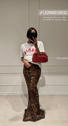 Dressing Classy Black Women, Moneybagg Yo Concert Outfit, Classy Concert Outfit Ideas Black Women, Fashion Inspo Outfits 2024 Autumn, Fall Leopard Outfits, Cheetah Print Skirt Outfit Black Women, Leopard Winter Outfit, Luxury Look Outfit Woman, Leopard Print Aesthetic Outfit